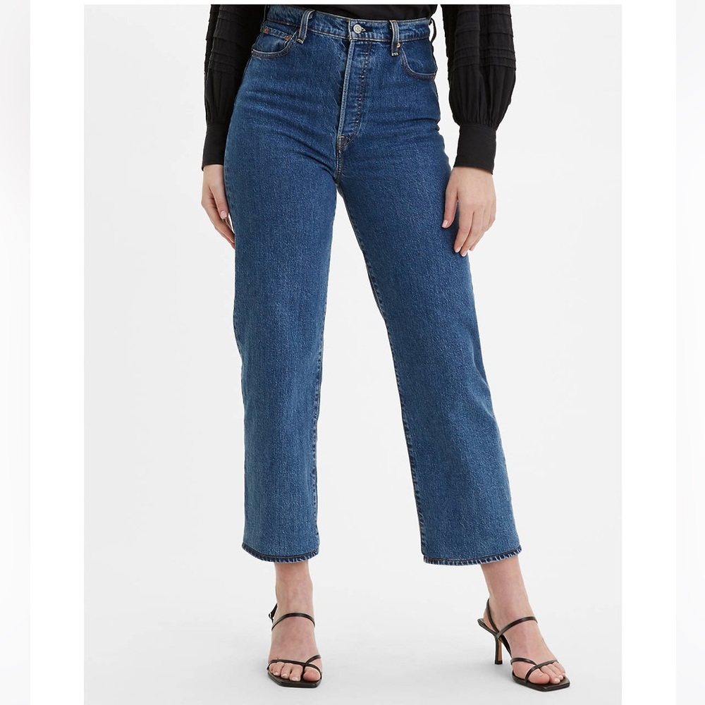 Levis Ribcage Straight Ankle Jeans